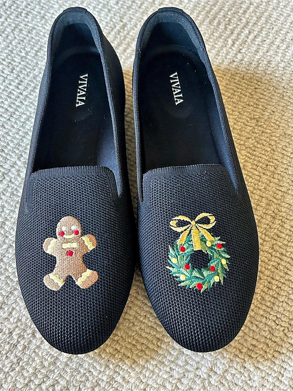 VIVAIA Audrey Round-Toe Embroidered Loafers (Gingerbread Man / Christmas Wreath)